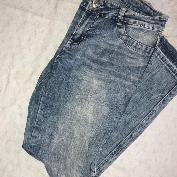 Jeans - Picture 1 of 1